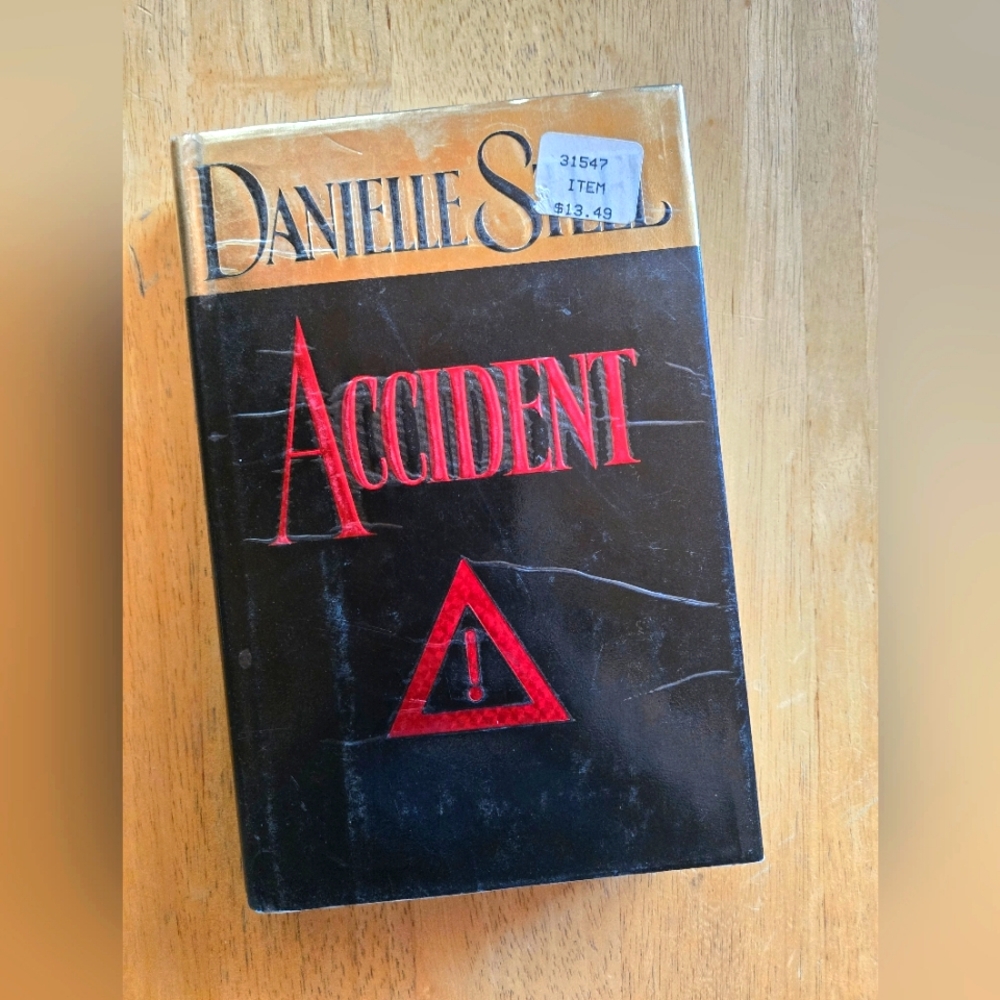 📚💥 Gripping Drama! ACCIDENT by Danielle Steel – Hardcover Bestseller 💖